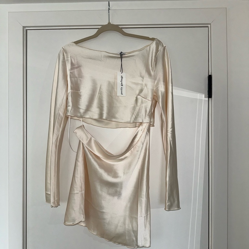 Cream cut out Long Sleeve Dress